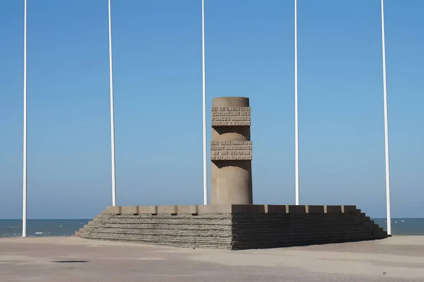 Mémorial de Juno Beach à Courseulles-sur-Mer face à la Manche